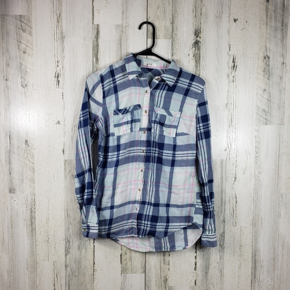 maurices blue and pink plaid long sleeve button down shirt women's size XS
